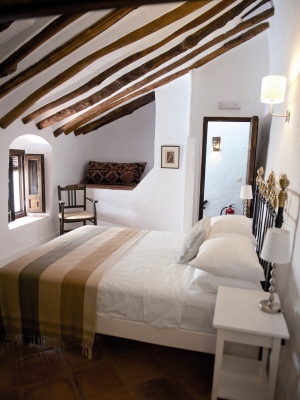 After living 20 years in London, Myles and David open a guest house in Aldalucia, Spain