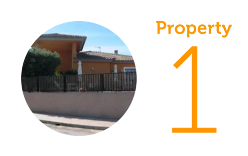 Property 1: Three-bedroom villa in El Pareton