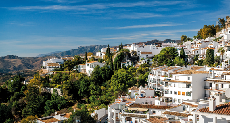 Here's where British nationals are buying property and living in Spain