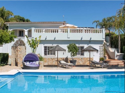 Three bedroom villa in Spain with pool