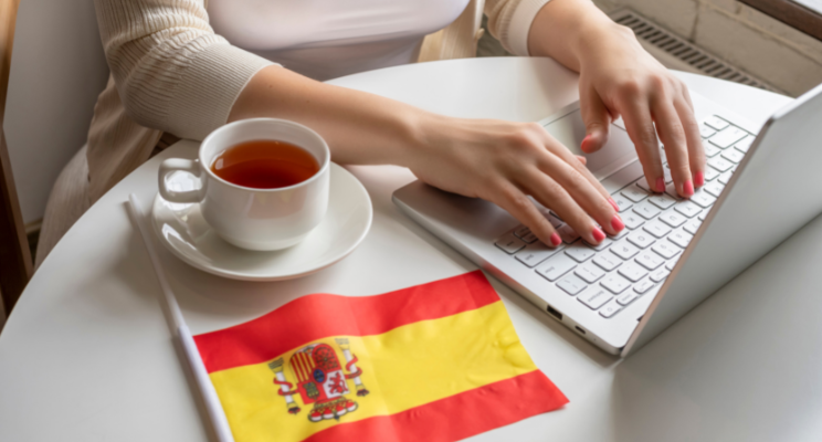 How can you legally work in Spain