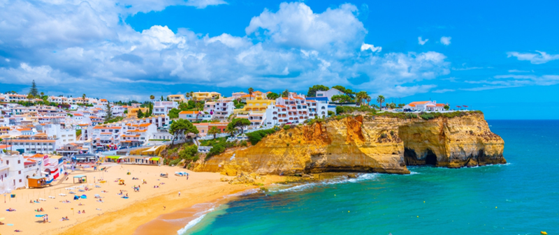 Essential Guide to the Algarve (1)