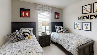 5 Bed Winstone property - Image 1