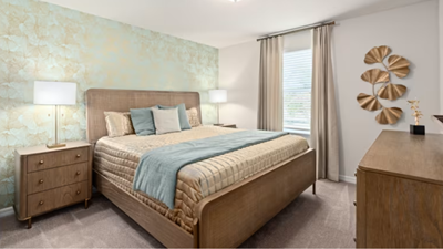 7 Bed Seashore  property - Image 1