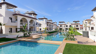 2 Bedroom Maisonette property - Image 1