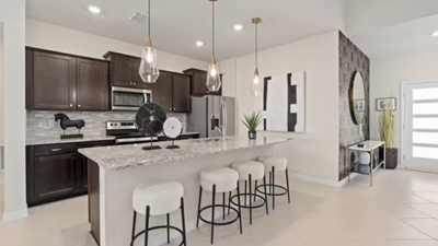 7 Bed Seashore  property - Image 1