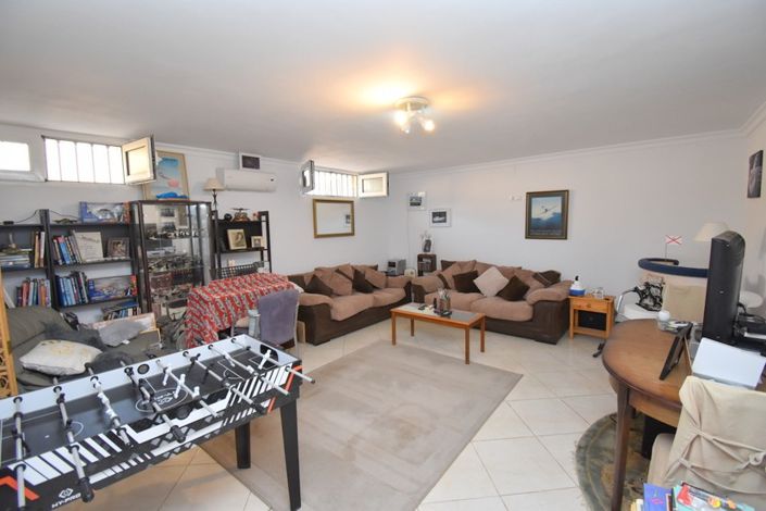 Image No.14-6 Bed Villa for sale