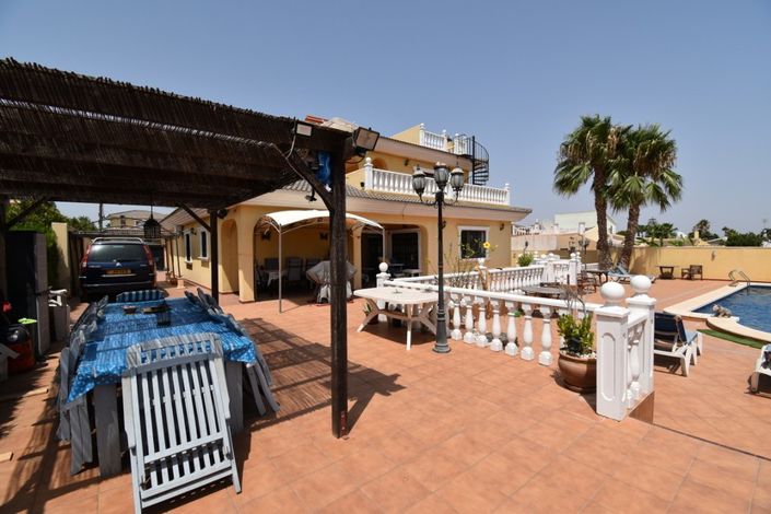 Image No.28-6 Bed Villa for sale