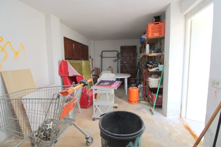 Image No.17-4 Bed Villa for sale