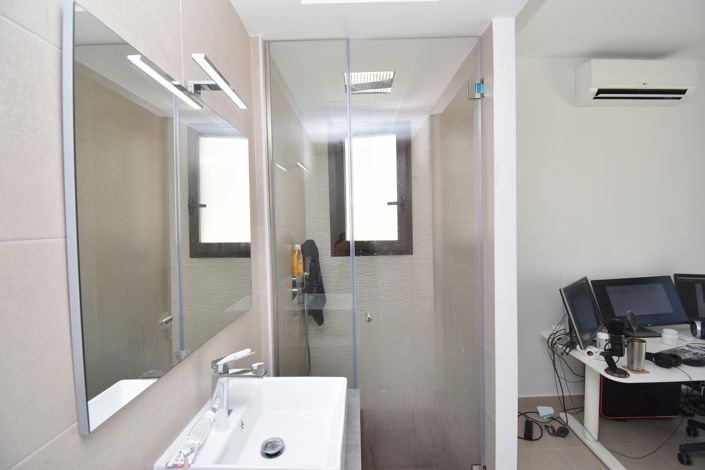 Image No.12-3 Bed Villa for sale