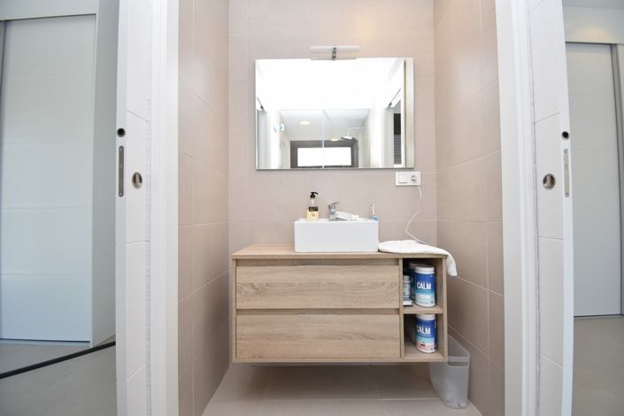 Image No.18-3 Bed Villa for sale