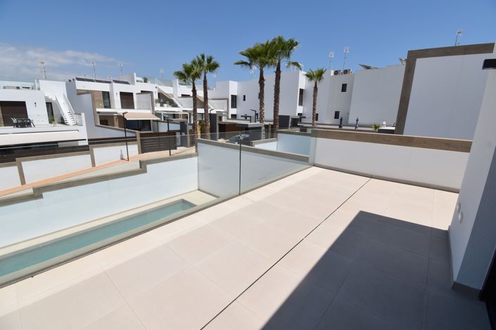 Image No.20-3 Bed Villa for sale