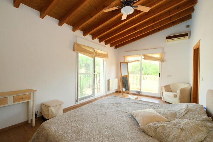 Image No.8-4 Bed Villa for sale