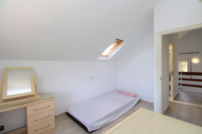 Image No.10-3 Bed Villa for sale