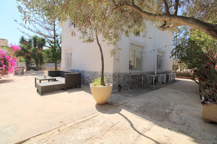 Image No.17-3 Bed Villa for sale