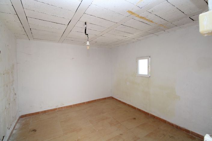 Image No.20-3 Bed Villa for sale