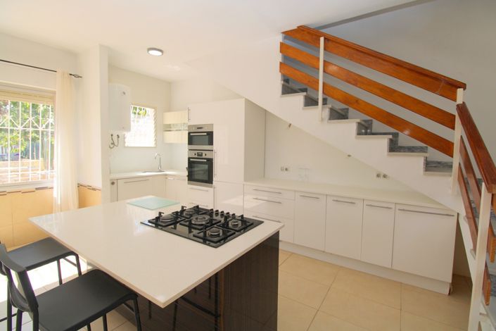 Image No.6-3 Bed Villa for sale