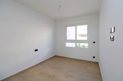 hen272098409412
