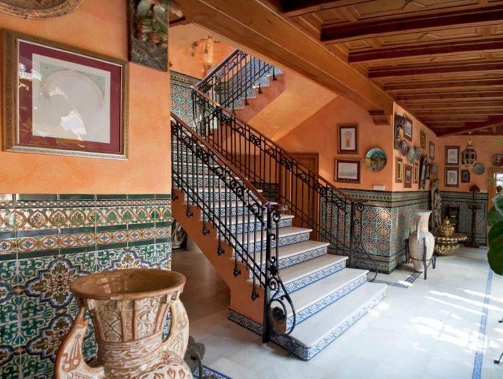 Image No.9-5 Bed Villa for sale