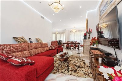 Home España most sold property