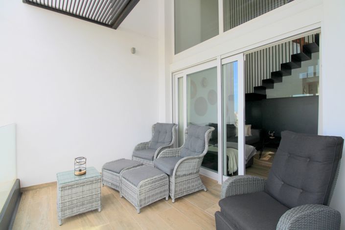 Image No.11-3 Bed Property for sale