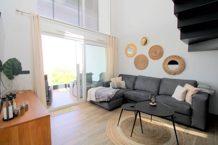 Image No.3-3 Bed Property for sale