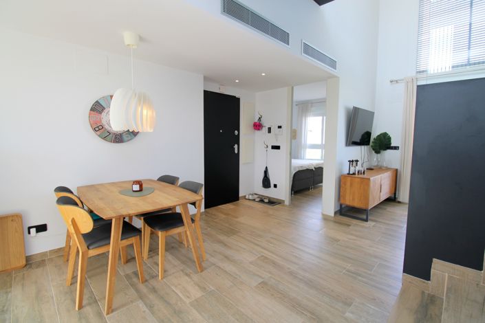 Image No.7-3 Bed Property for sale