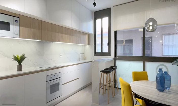 Image No.8-2 Bed Apartment for sale