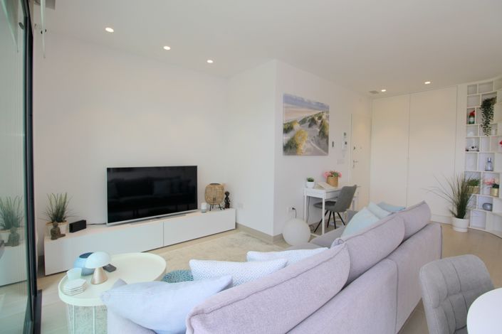 Image No.8-2 Bed Apartment for sale