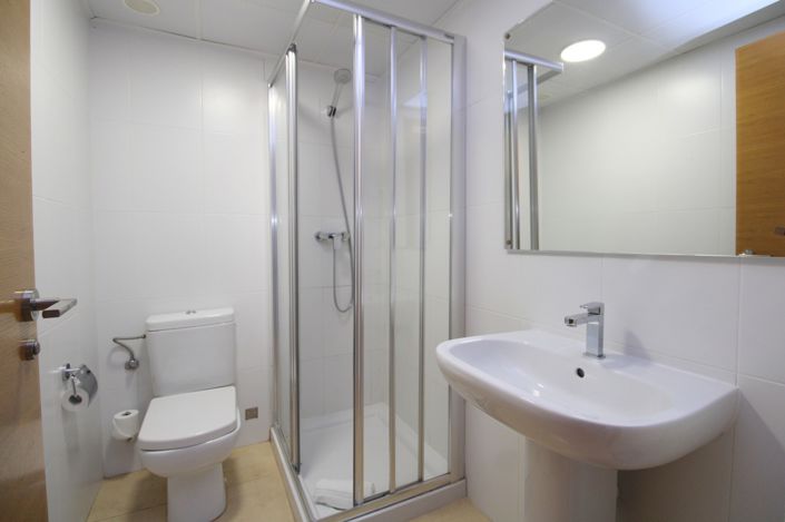 Image No.8-2 Bed Apartment for sale