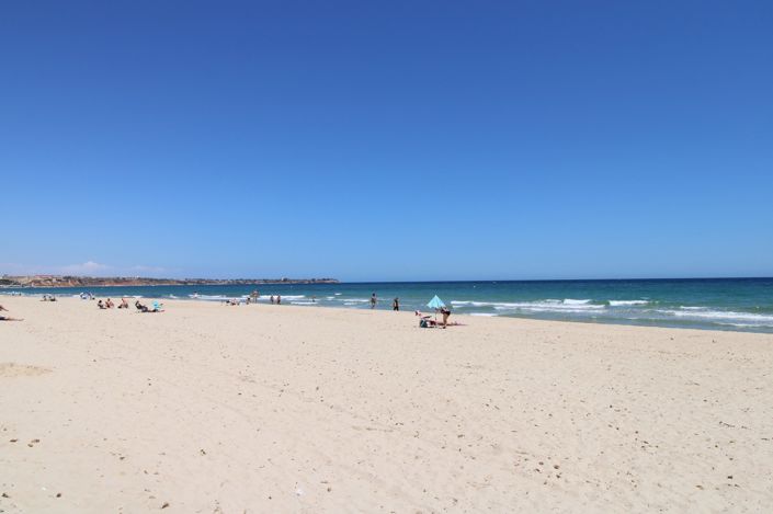 Image No.16-2 Bed Property for sale