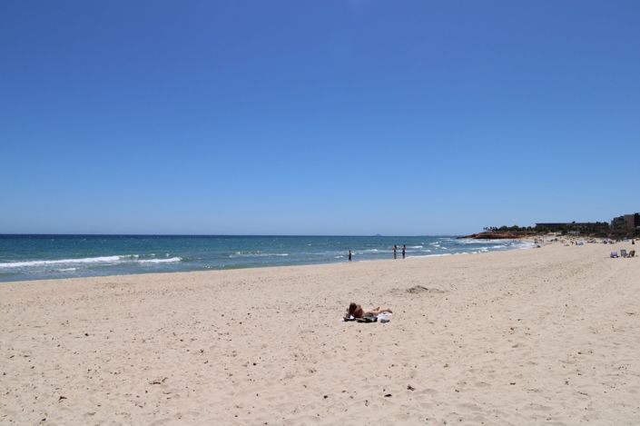 Image No.17-2 Bed Property for sale