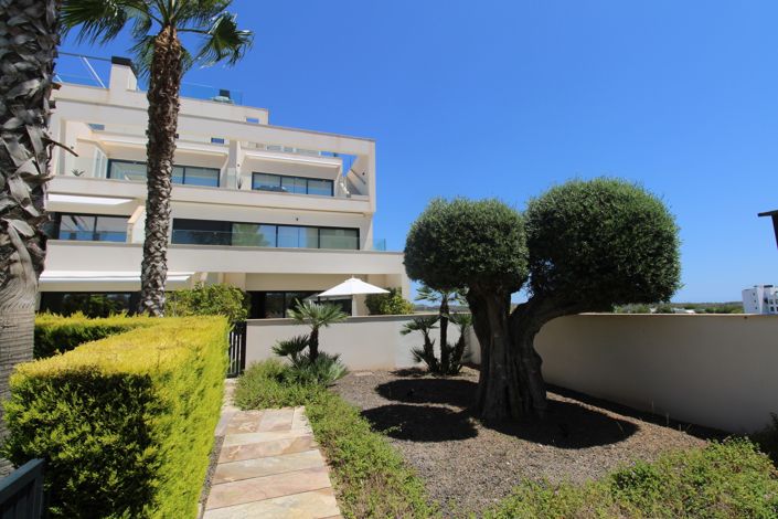 Image No.5-2 Bed Property for sale