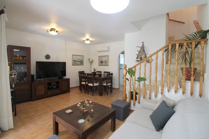 Image No.10-4 Bed Townhouse for sale