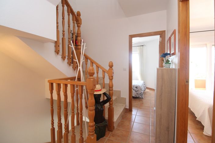 Image No.18-4 Bed Townhouse for sale