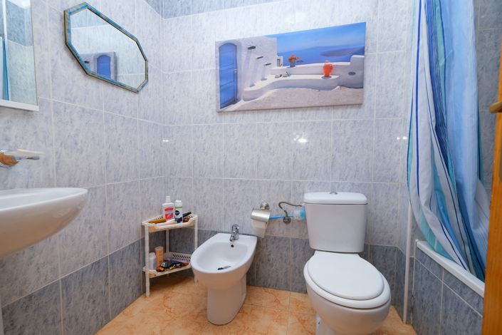 Image No.13-3 Bed Apartment for sale