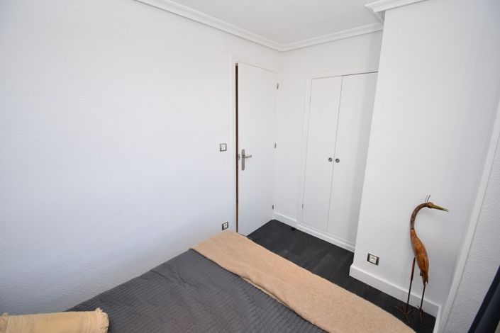 Image No.16-3 Bed Property for sale