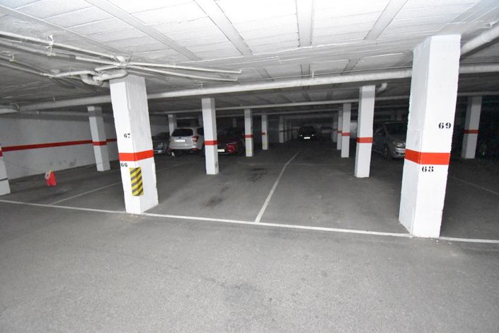 Image No.25-3 Bed Property for sale