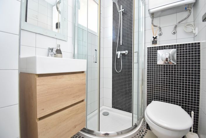 Image No.7-3 Bed Property for sale