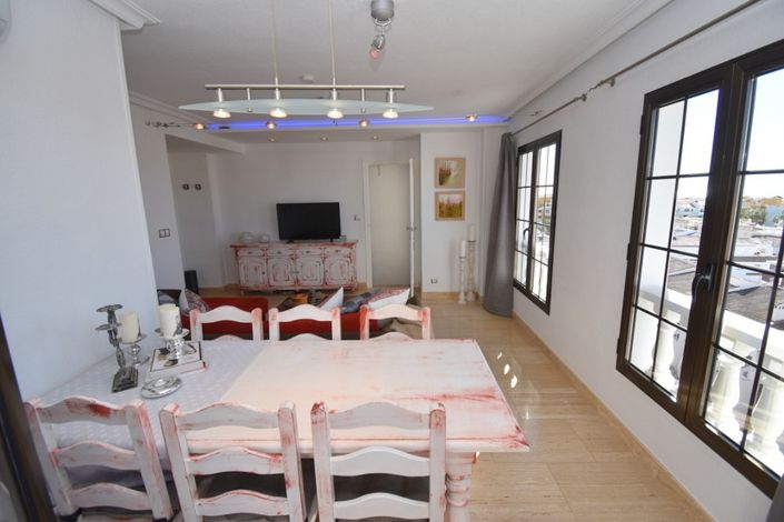 Image No.9-3 Bed Property for sale