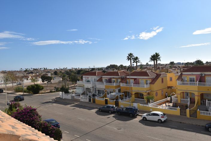 Image No.15-2 Bed Property for sale