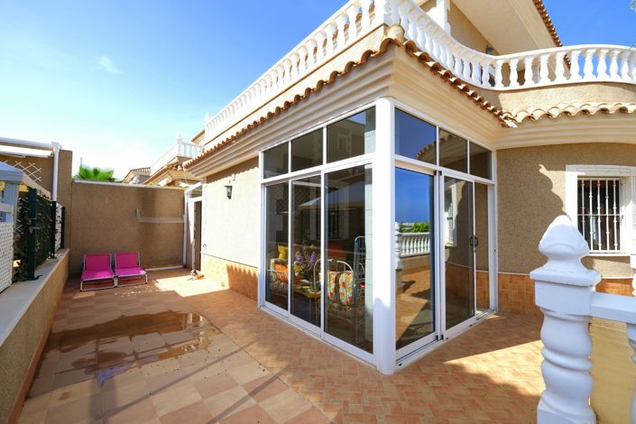 Image No.19-3 Bed Villa for sale