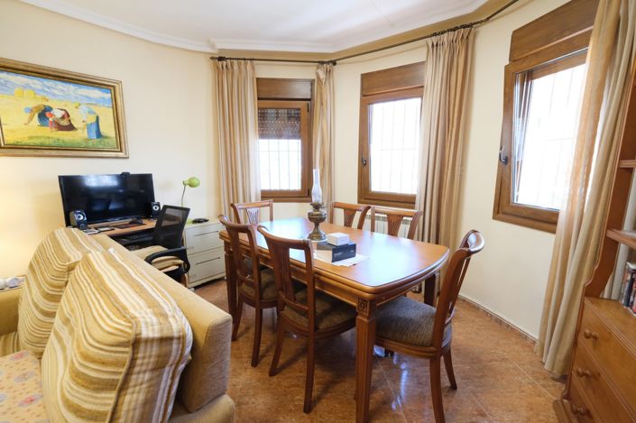 Image No.6-3 Bed Villa for sale