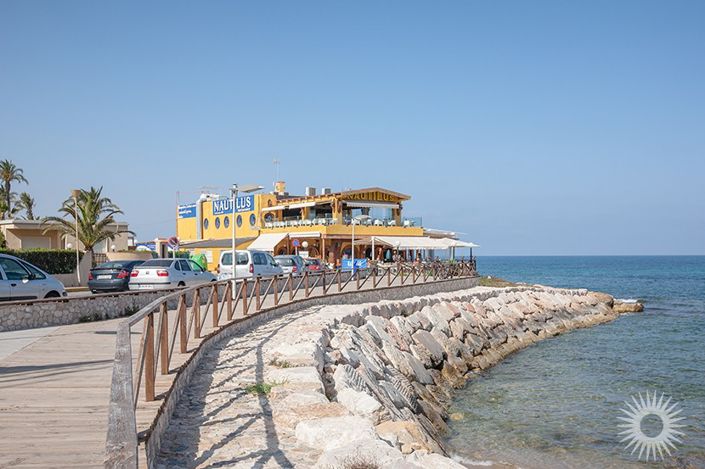 Image No.27-2 Bed Property for sale