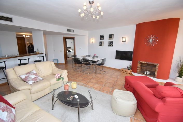 Image No.3-2 Bed Property for sale