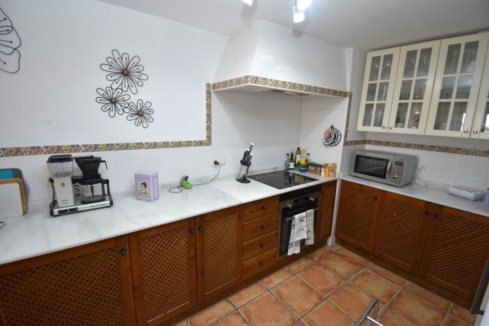 Image No.7-2 Bed Property for sale