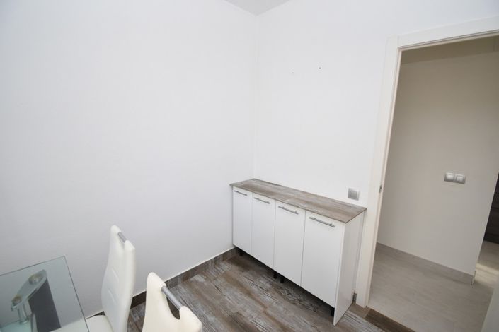 Image No.12-3 Bed Villa for sale