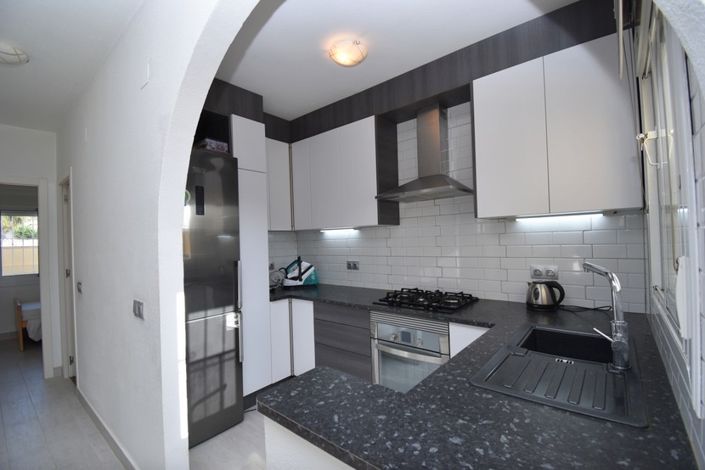 Image No.2-3 Bed Villa for sale