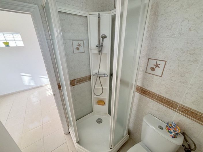 Image No.24-3 Bed Villa for sale