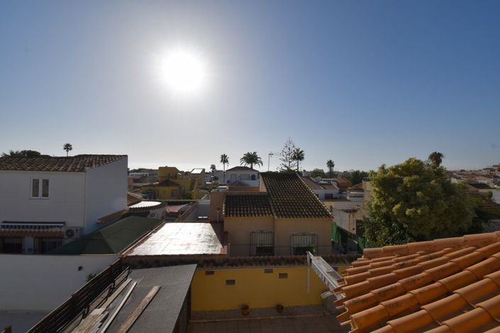 Image No.27-3 Bed Villa for sale